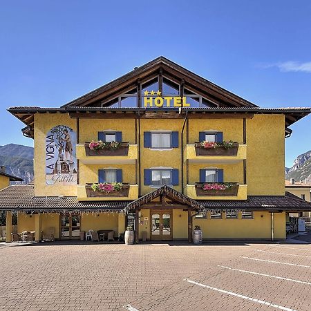 Hotel Garni La Vigna - Adult Friendly ซานมิเคเล อัลลาดิเจ ภายนอก รูปภาพ