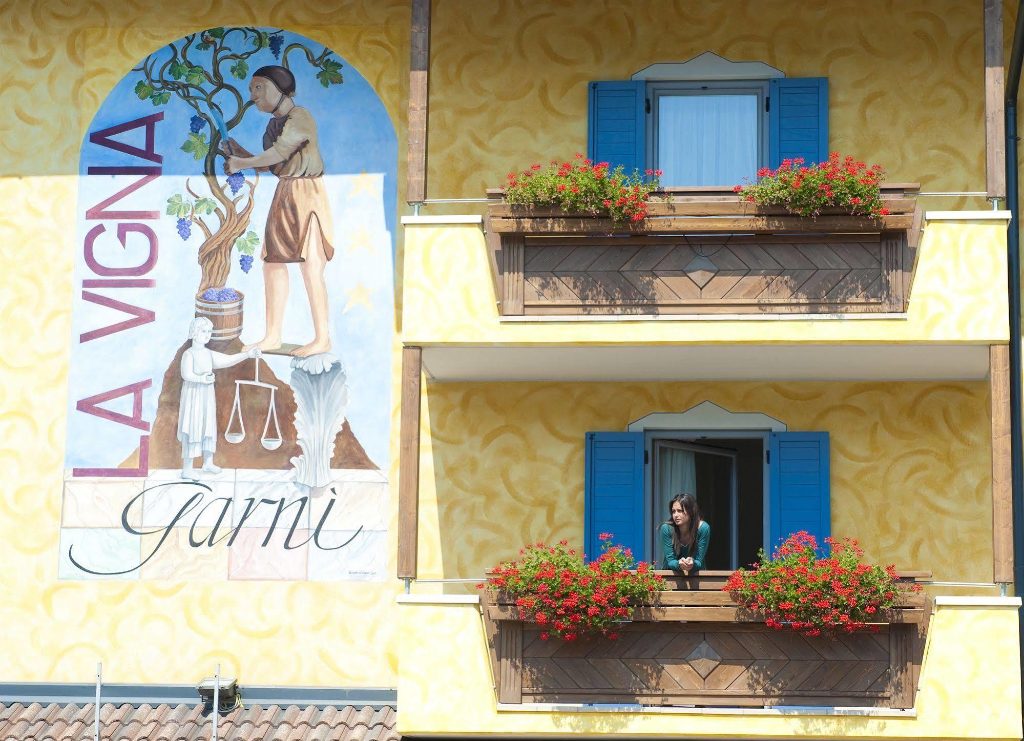 Hotel Garni La Vigna - Adult Friendly ซานมิเคเล อัลลาดิเจ ภายนอก รูปภาพ